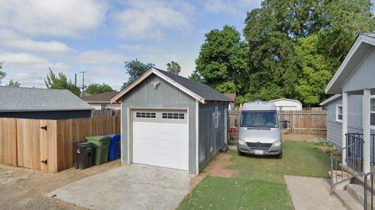 House on 8900 block of Sierra Street