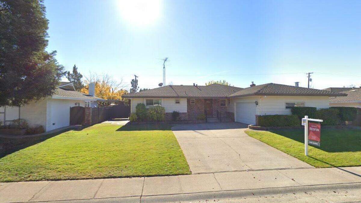House on 4200 block of Silver Crest Avenue