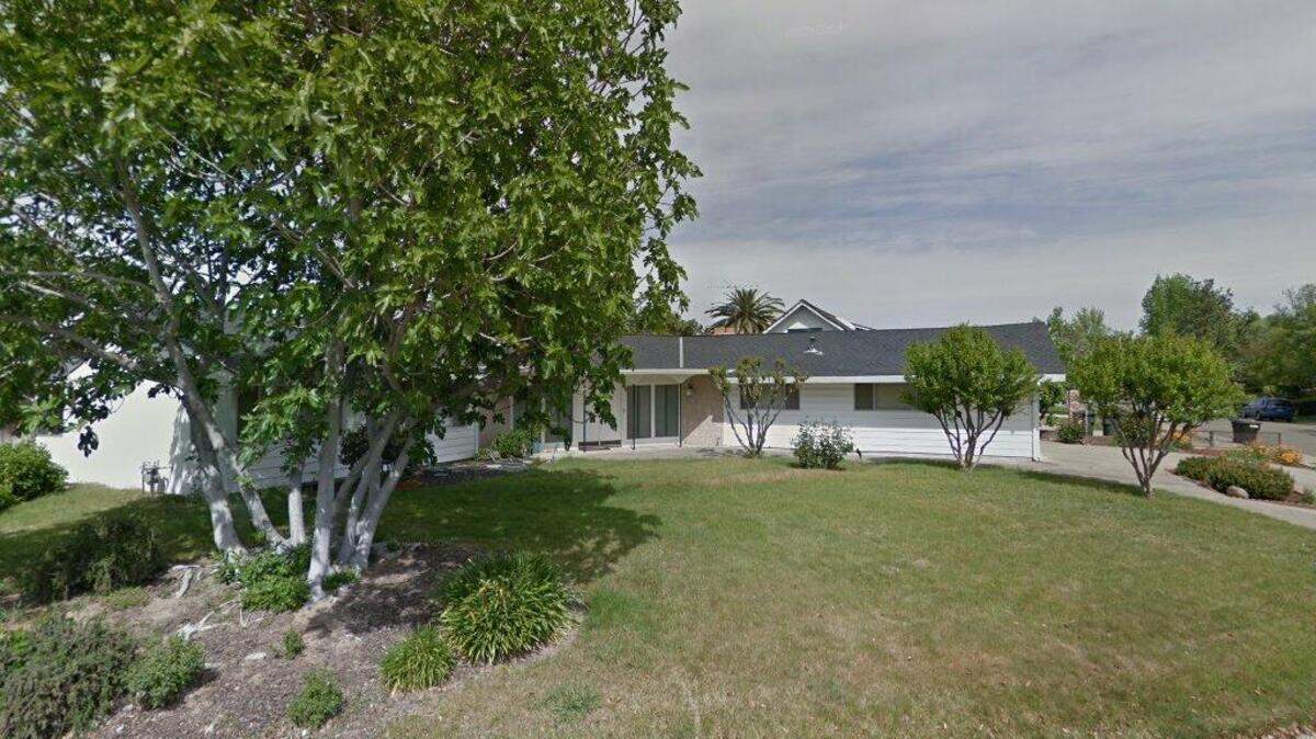 House on 4800 block of Andrew Circle
