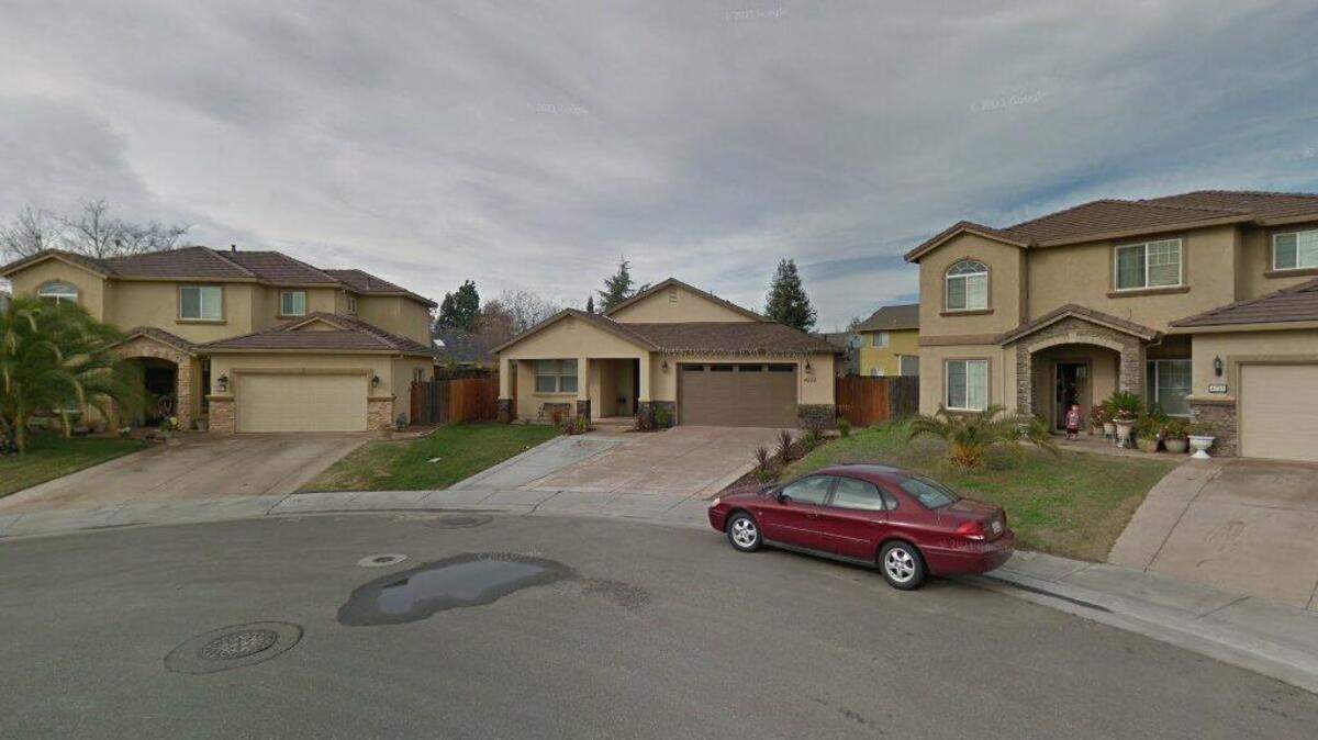 House on 2800 block of Belle Fleur Way