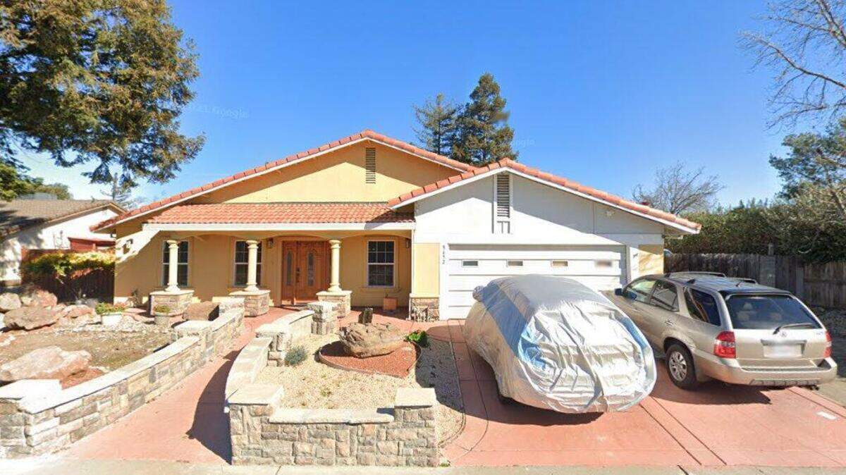 House on 8600 block of Elk Ridge Way