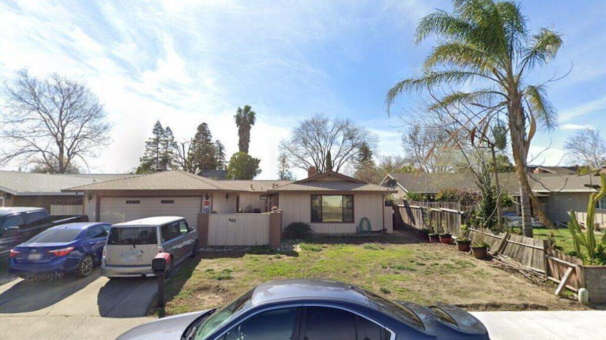 House on 200 block of Rancho Way