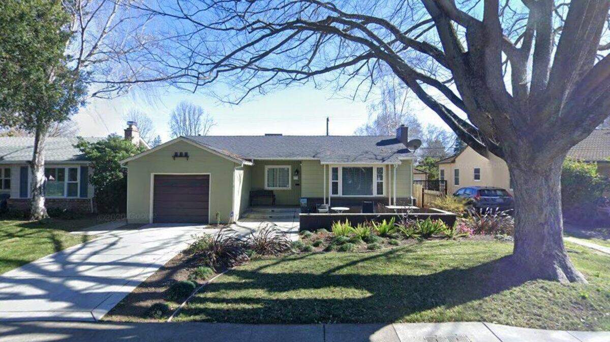 House on first block of Primrose Way