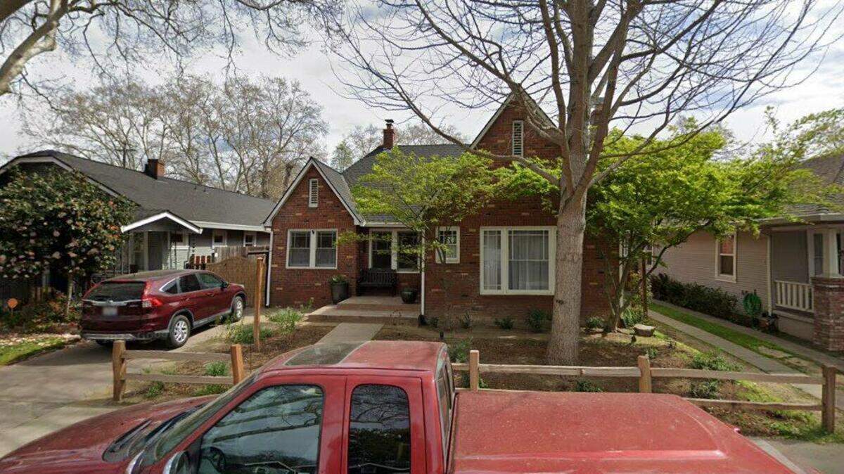 House on 2600 block of 17th Street