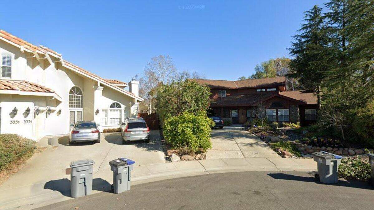 House on 3300 block of Grosbeak Court