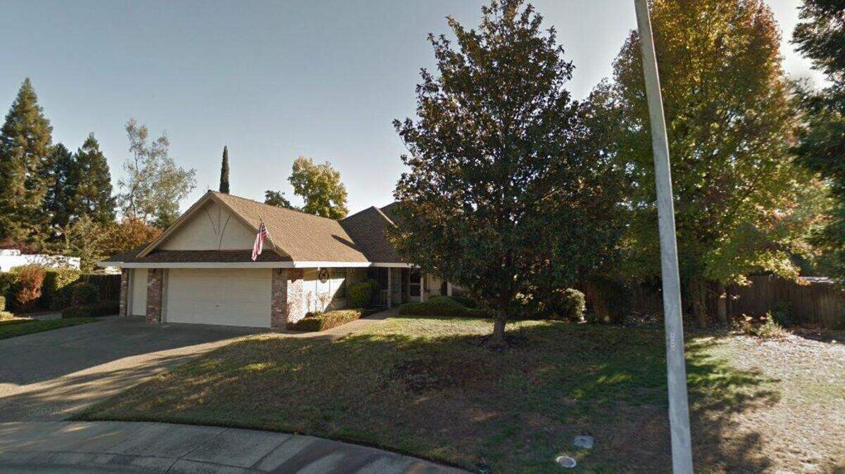 House on first block of Turret Court