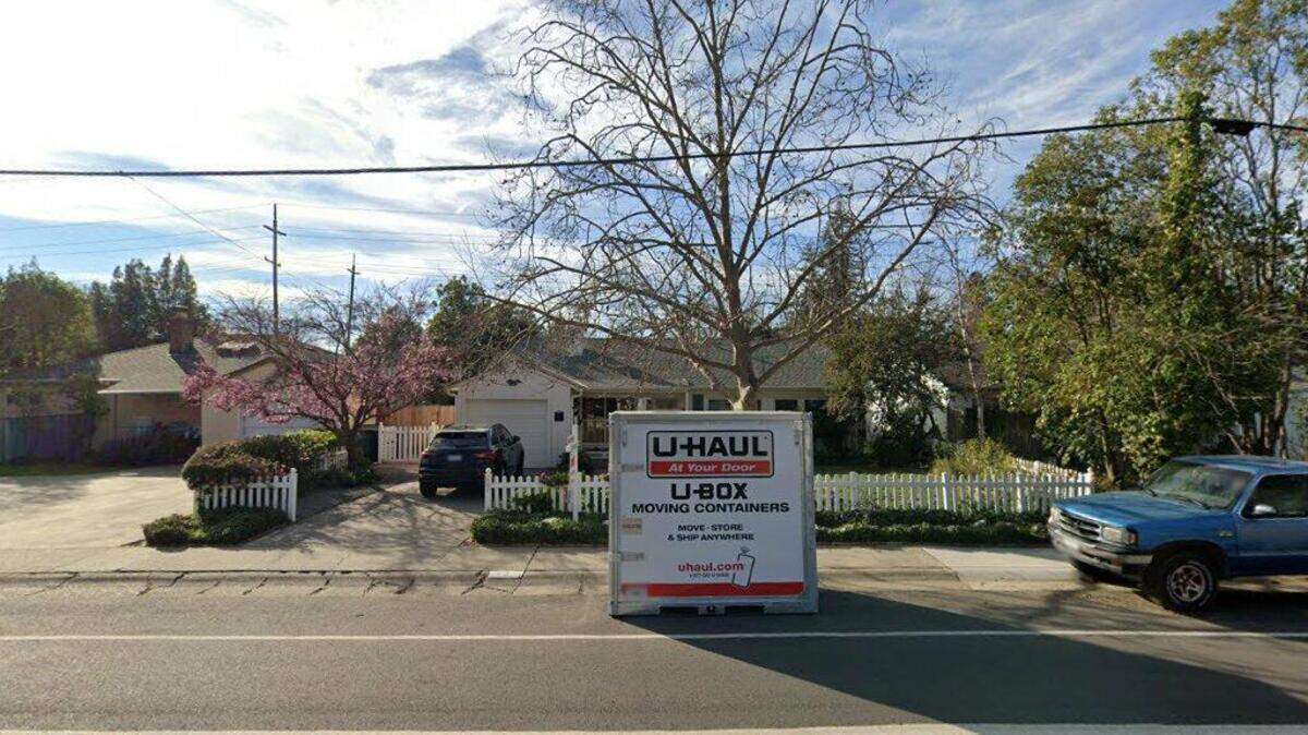House on 800 block of L Street
