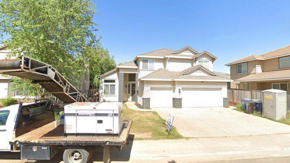 House on 4200 block of Sophistry Drive