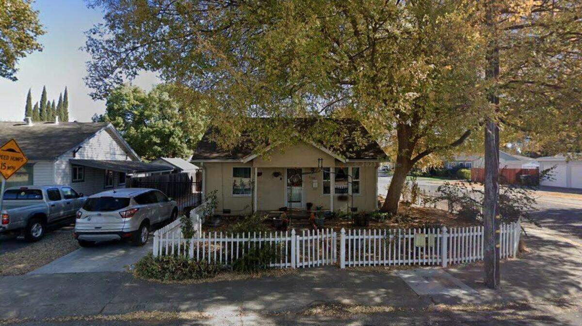 House on 3100 block of 58th Street