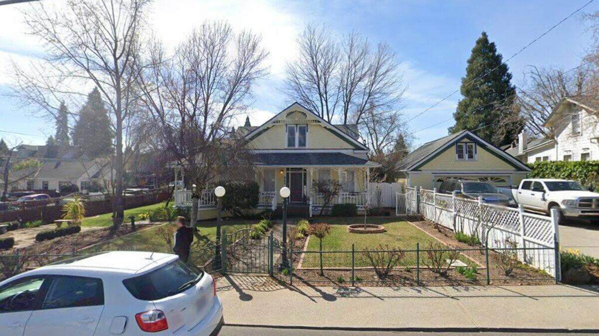 House on 18800 block of Meadowlark Court