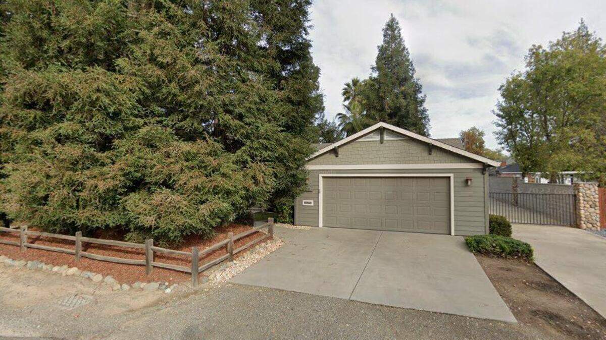 House on 2800 block of Echo Way