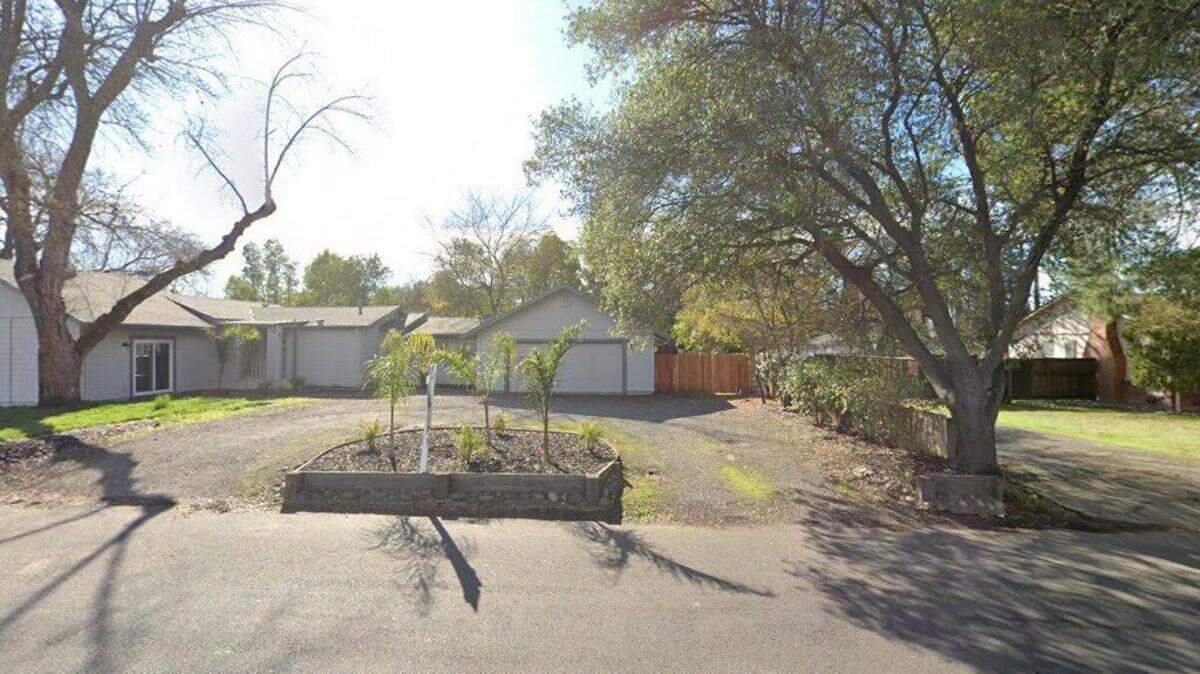 House on 3300 block of Parks Lane