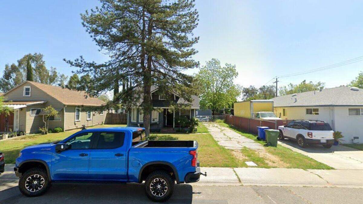 House on 400 block of Maple Street