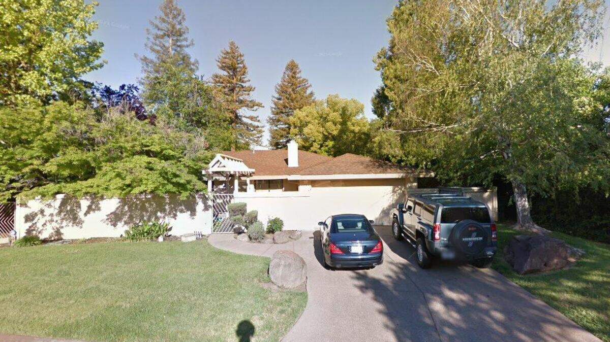 House on 2600 block of Sheridan Way