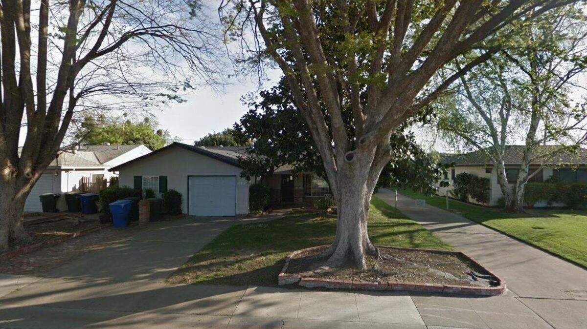 House on 3700 block of Erlewine Circle