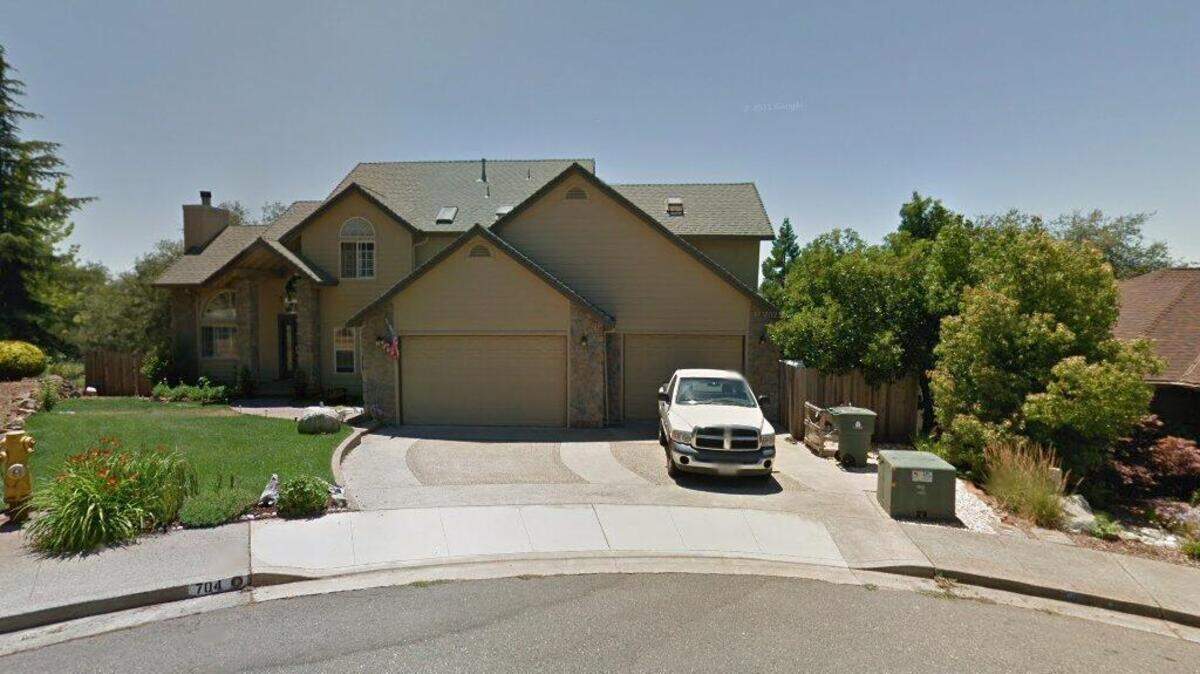 House on 6800 block of Kenneth Way