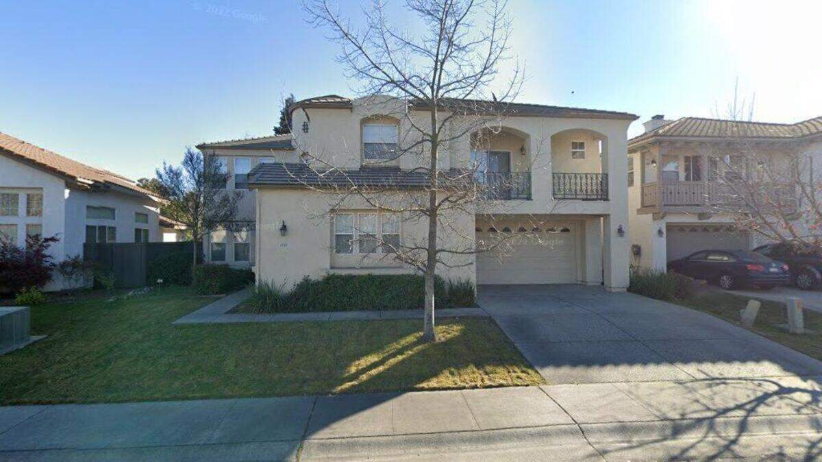 House on 1700 block of Montara Avenue