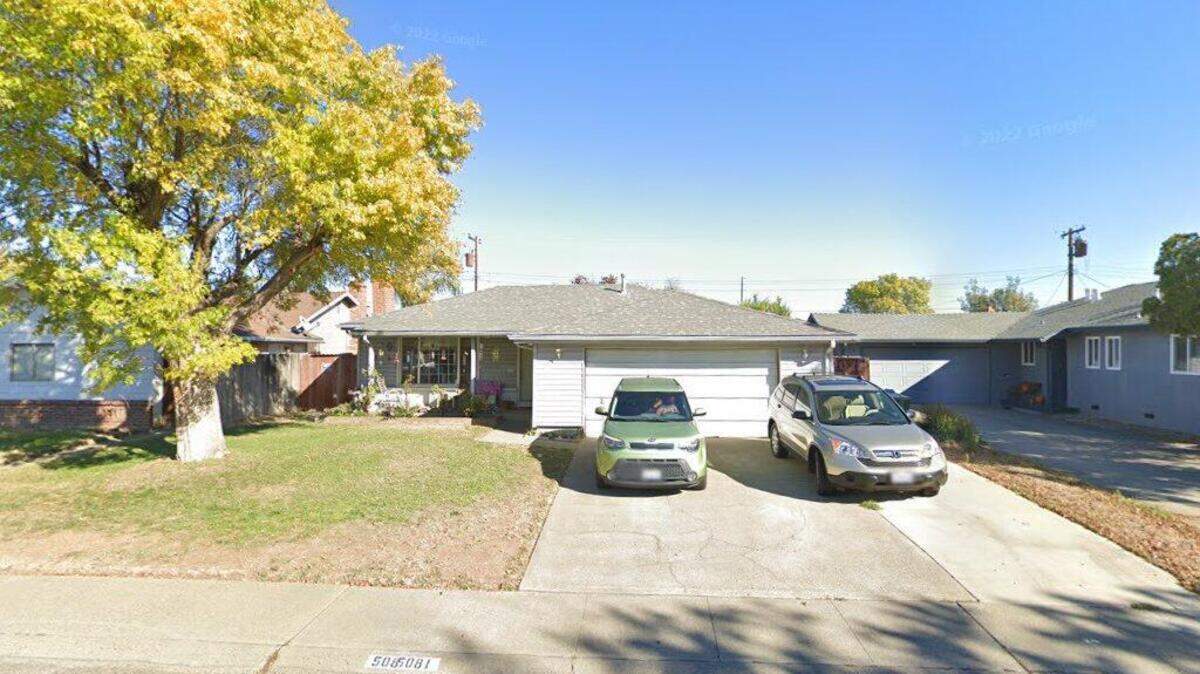 House on 5000 block of 80th Street
