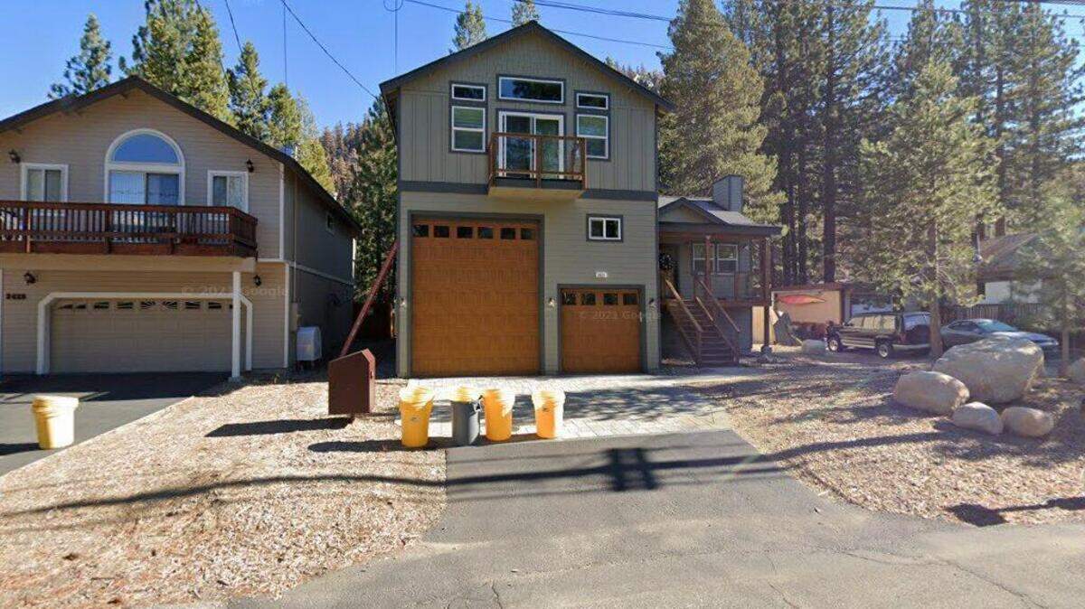 House on 2400 block of Blitzen Road