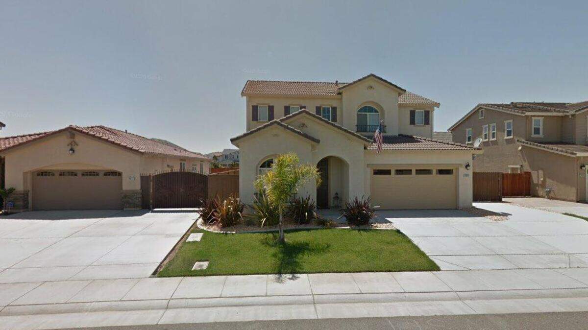 House on 9800 block of Dove Shell Way