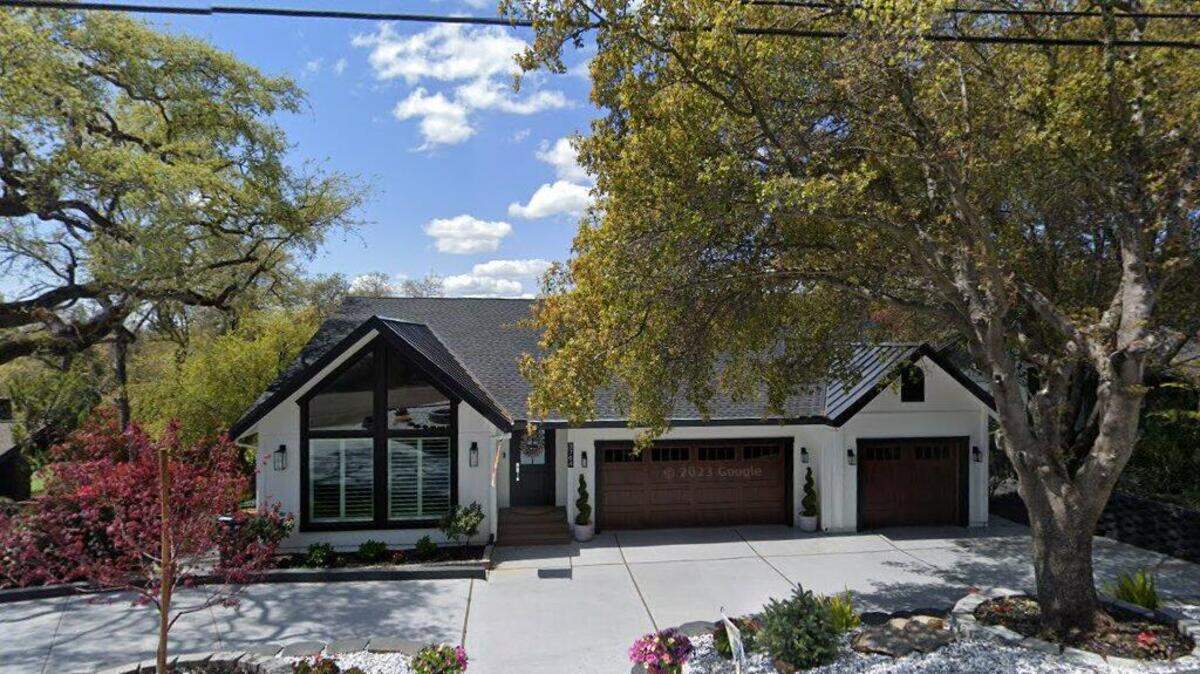 House on 3700 block of Fairway Drive