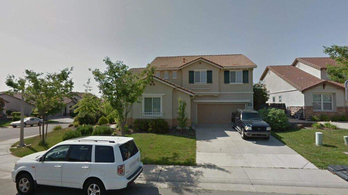 House on 400 block of China Rose Court