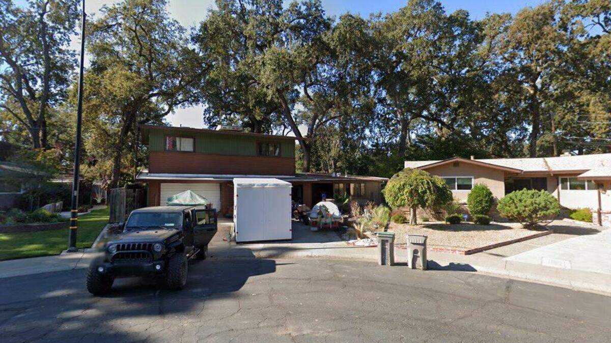 House on 1700 block of Mosswood Circle