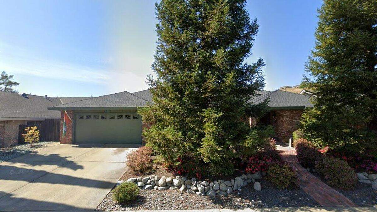 House on 3700 block of Antelope Way