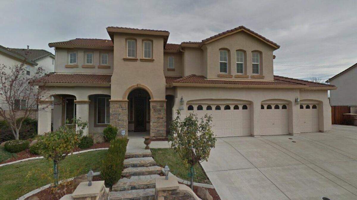 House on 9900 block of Kapalua Lane