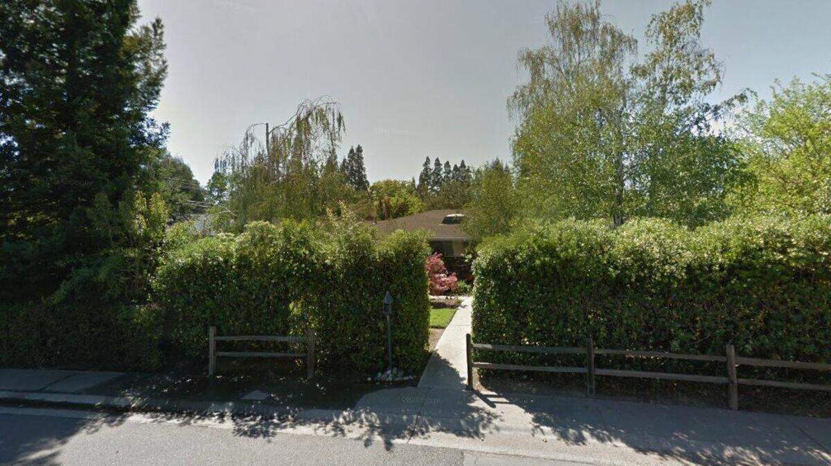 House on 1500 block of Menlo Avenue