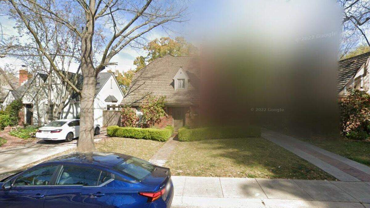 House on 1100 block of Robertson Way