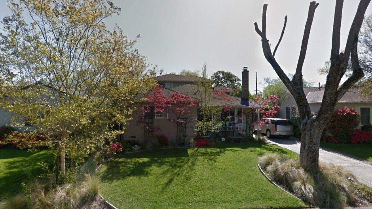 House on first block of Aiken Way