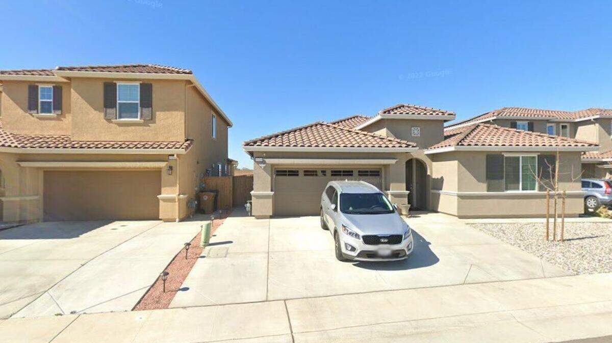 House on 10100 block of Charles Morris Way