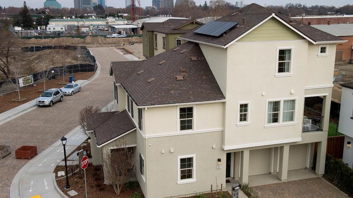 A view from the upper level shows the Mill at Broadway development’s proximity to downtown Sacramento. The Mill at Broadway is an infill development aimed at upscale, young people that is surrounded by older low-income housing projects.
