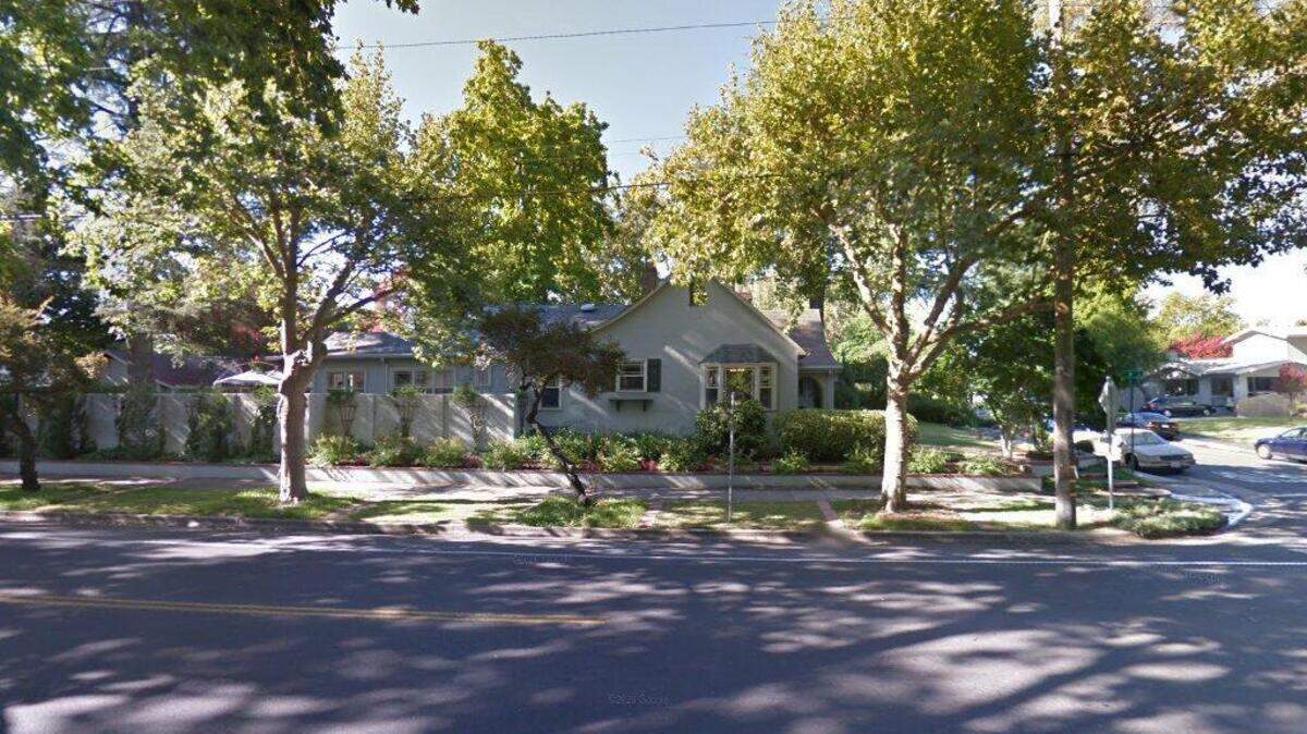 House on 800 block of 36th Street