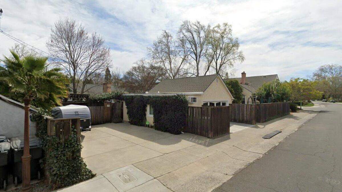 House on 1700 block of Markham Way