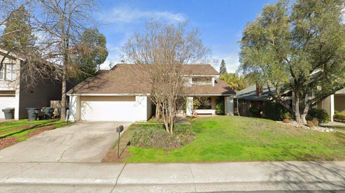 House on 4800 block of Olive Oak Way