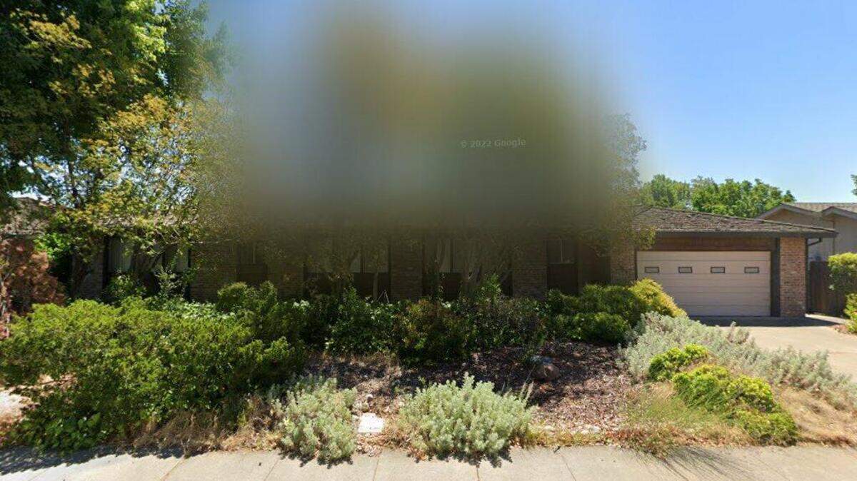 House on 100 block of Gifford Way