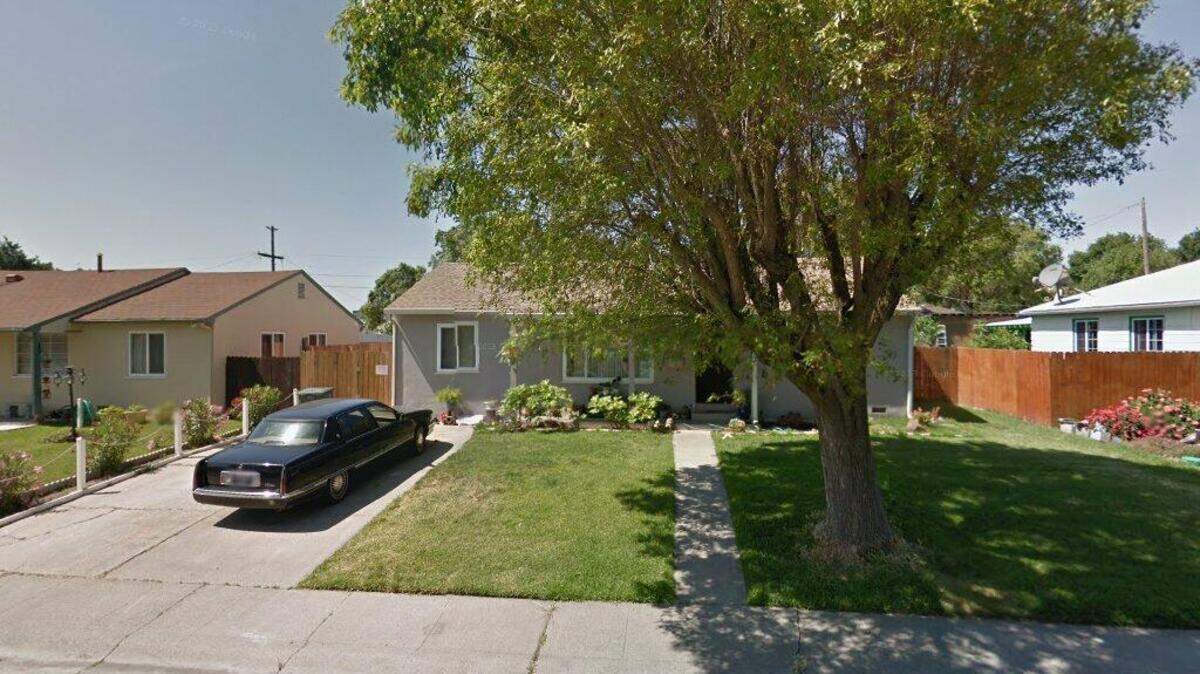 House on 900 block of Thereza Way