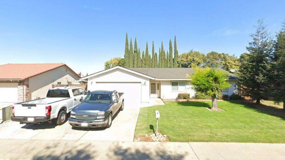 House on 9200 block of Clarion Point Court