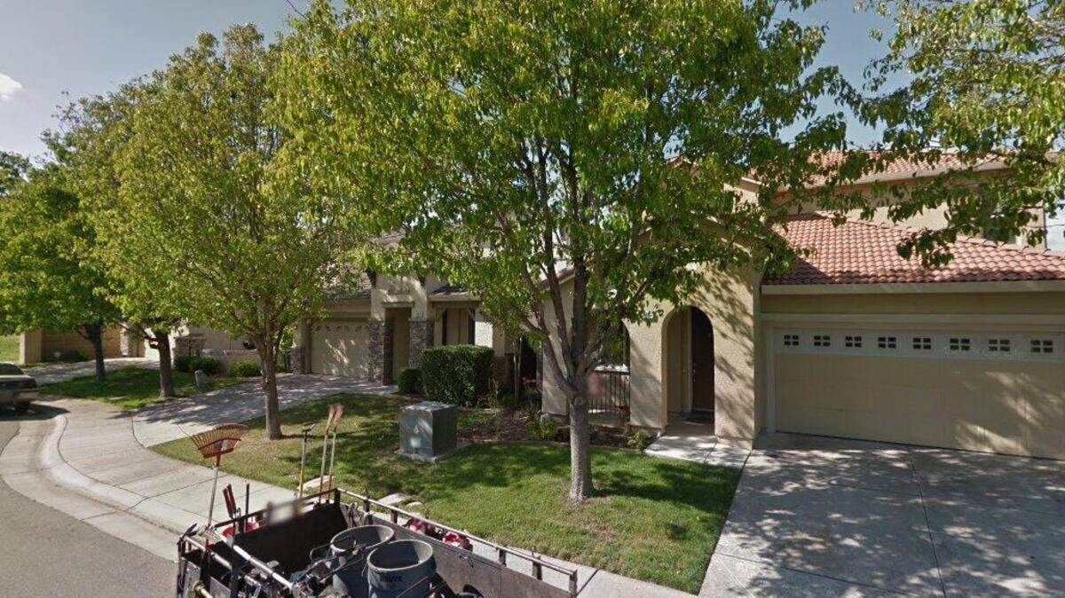 House on 400 block of Greg Thatch Circle