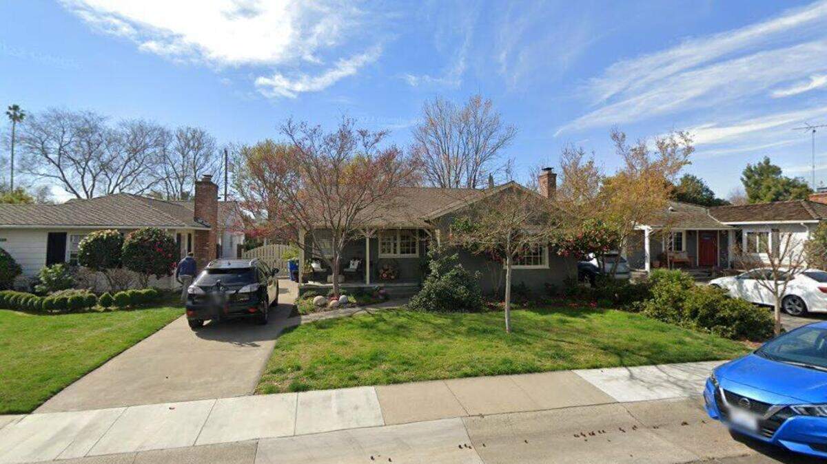 House on 1400 block of Weller Way