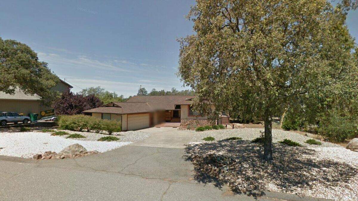 House on 4500 block of Calumet Court