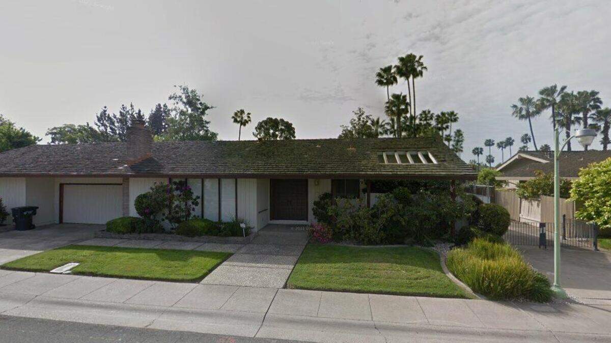 House on first block of Sail Court