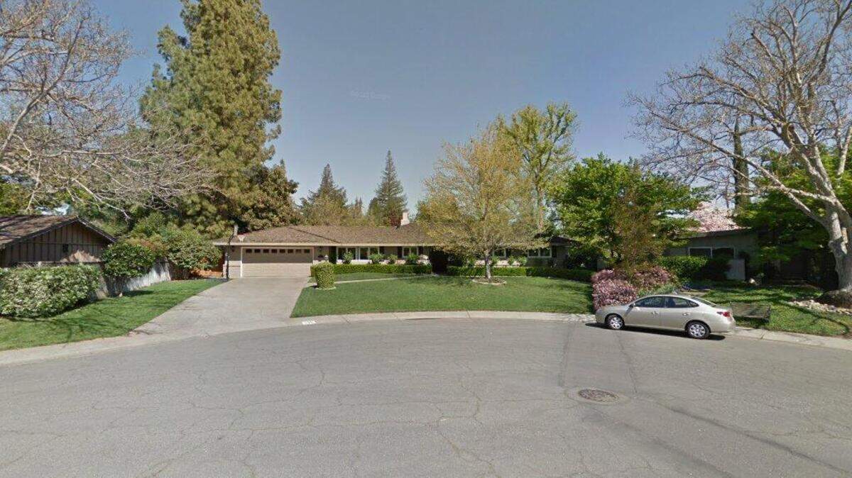 House on 500 block of Sydling Court