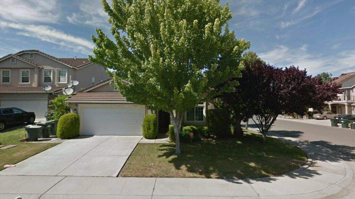 House on 4800 block of Graduates Lane