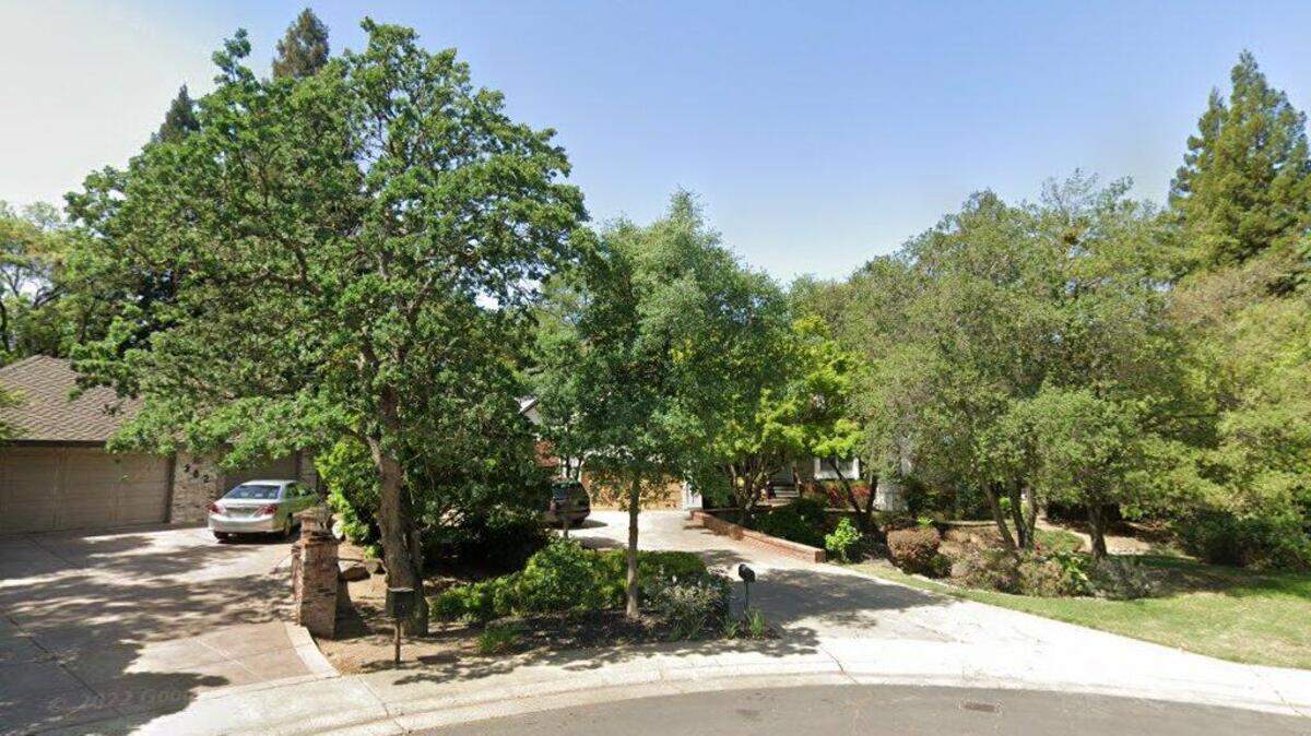 House on 900 block of Santa Cruz Court