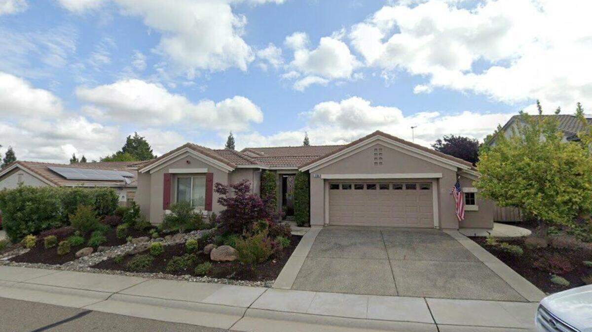 House on 1700 block of Monument Drive