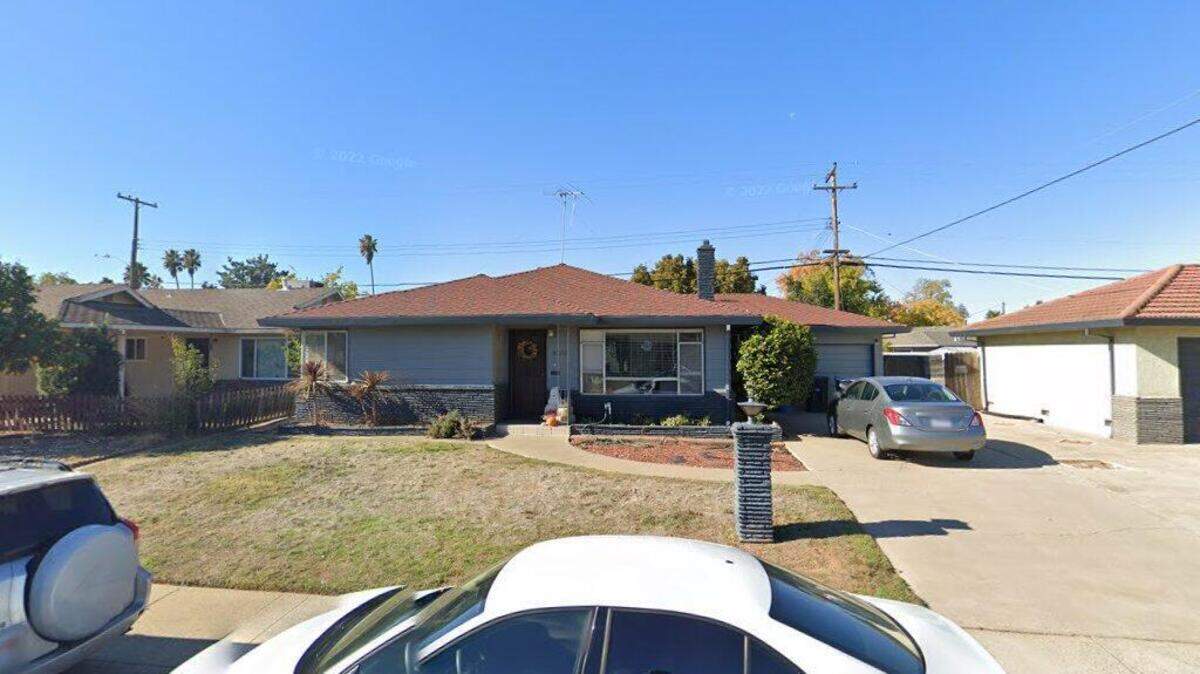 House on 4000 block of Fotos Court
