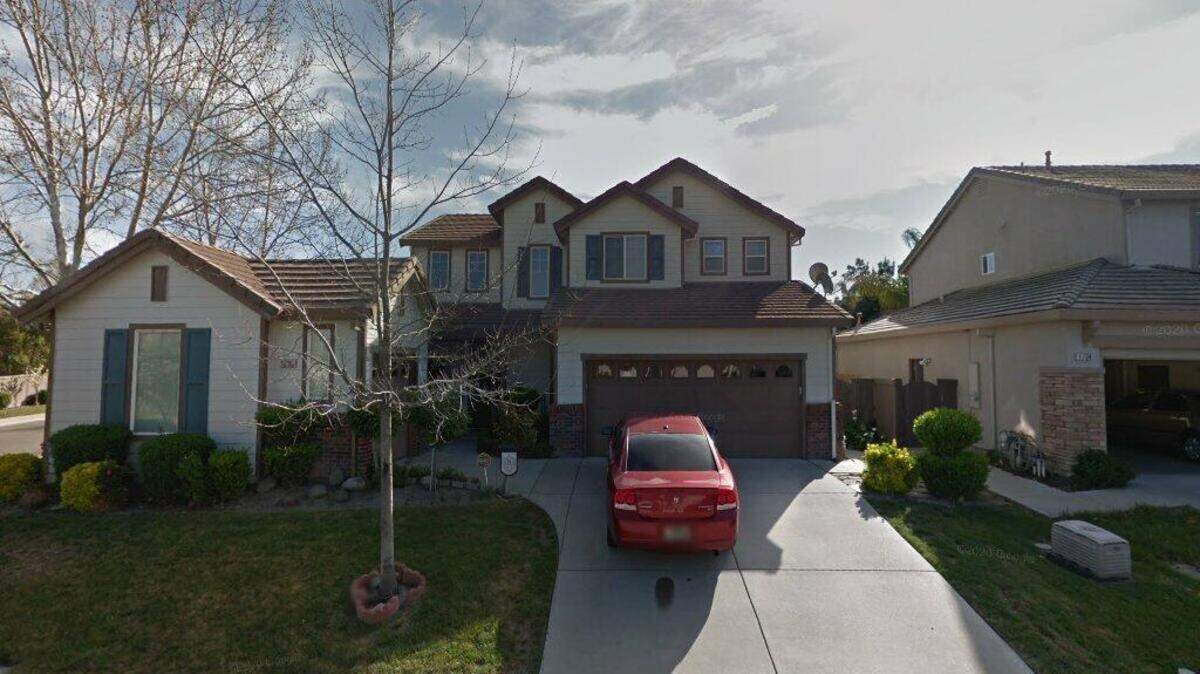 House on 1500 block of Arcola Avenue